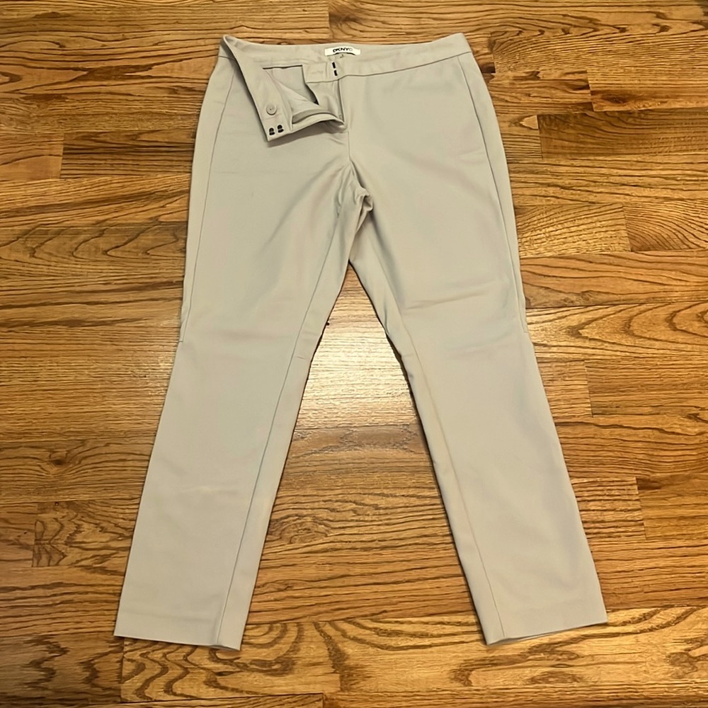 DKNYC Women’s Flat Front Straight Leg